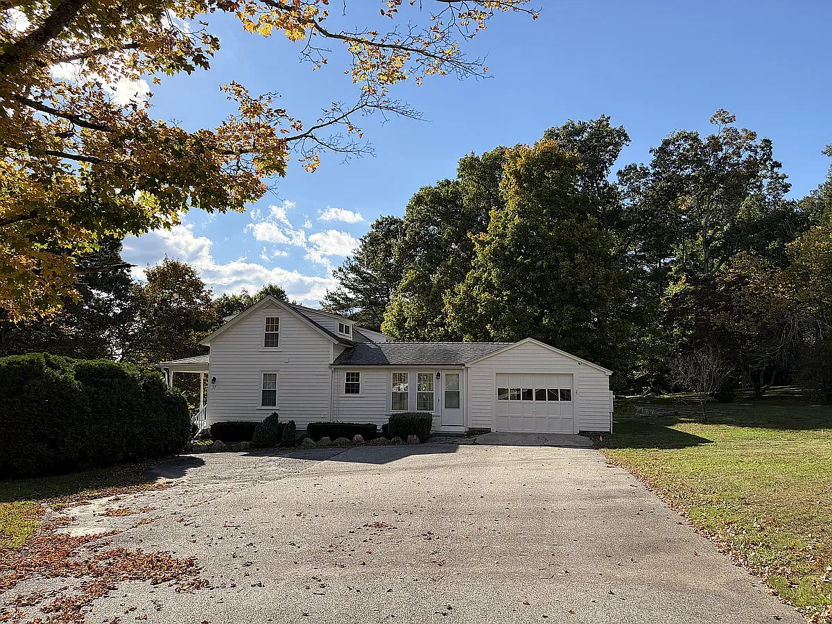 2 bed, 1169 sqft, $2,800 — Photo 3