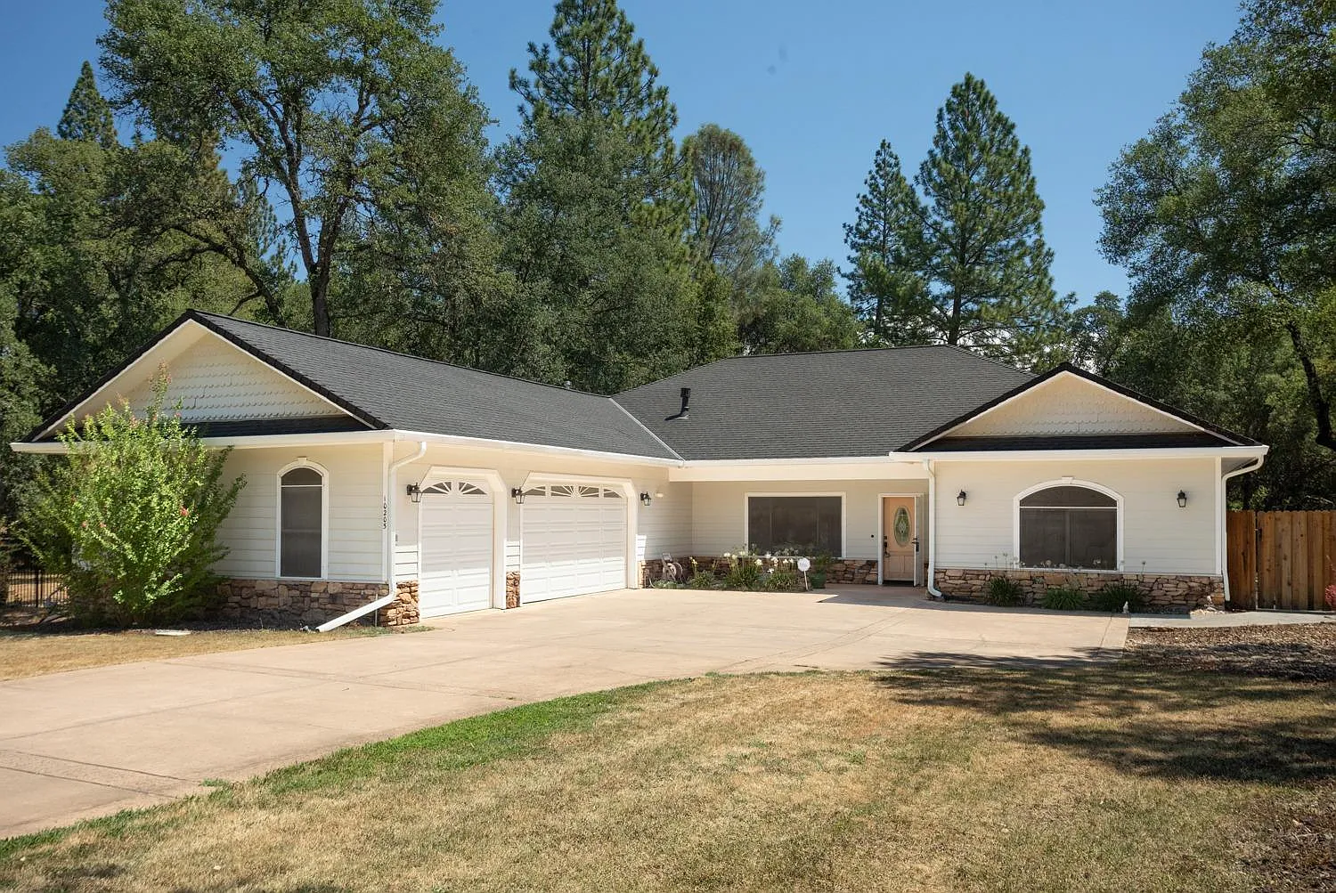 10205 Valley Oak Ct photo 1
