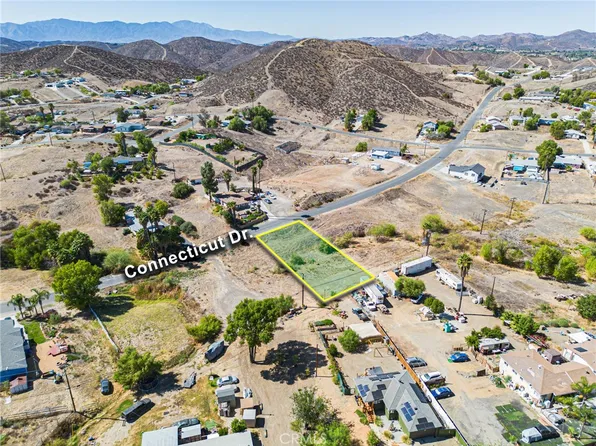 28492 Connecticut Dr Lot 65, Quail Valley, CA 92587