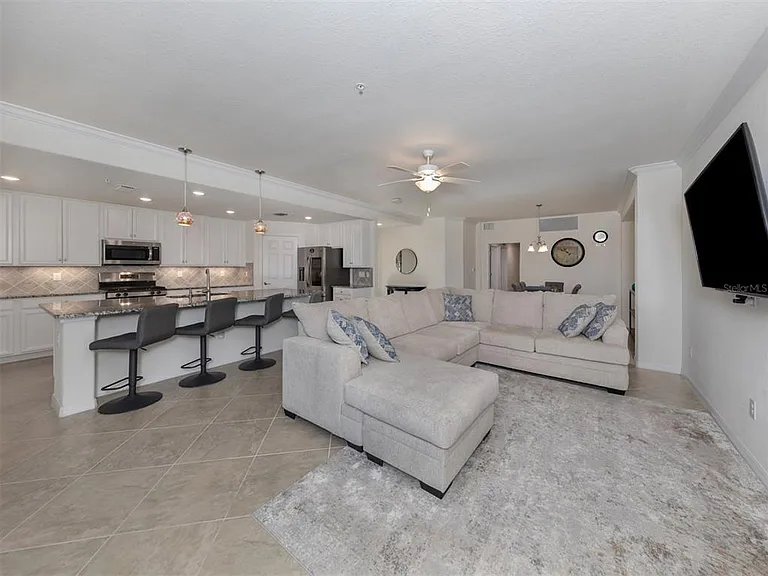 17637 Gawthrop Dr #104 — Photo 18