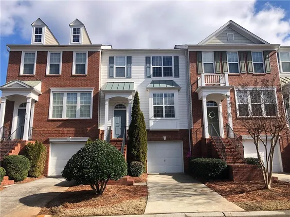 1377 Thornborough Dr, Alpharetta, GA 30004