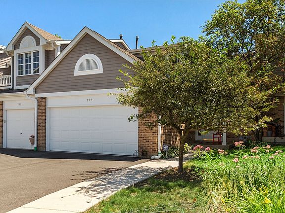 2nd image of 905 N Cove Dr #D
