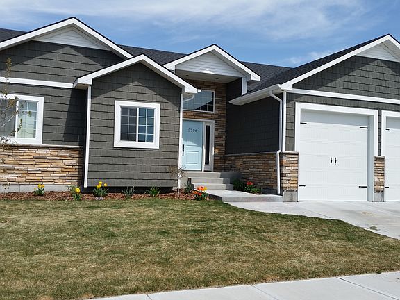 2nd image of 2706 Clarence Pl