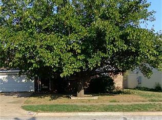 5917 Meredith Ln, Edgecliff Village, TX 76134