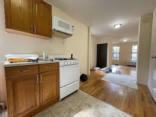 1st image of 367 W 35th St APT 19