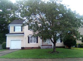 512 Mountain Lake Dr, Raleigh, NC 27610