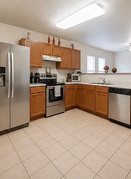 4 bed, 1774 sqft, $1,750 — Photo 2