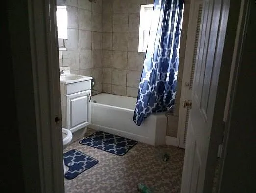 110 Carolyn St #4 — Photo 3