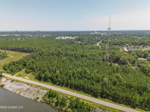 0 Dolphin Ln, Gulfport, MS 39503