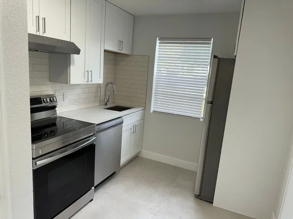 Crystal Lake, 2300 E Crystal Lake Ave #C16758689, Orlando, FL 32806
