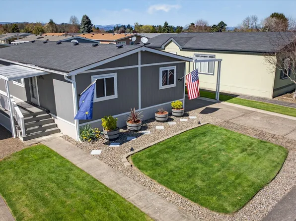 4155 NE Three Mile Ln Spc 74, McMinnville, OR 97128