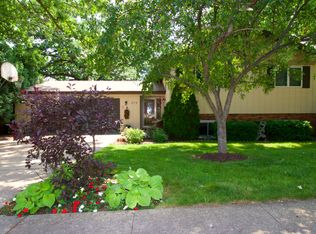 379 Dale Dr, Burlington, WI 53105