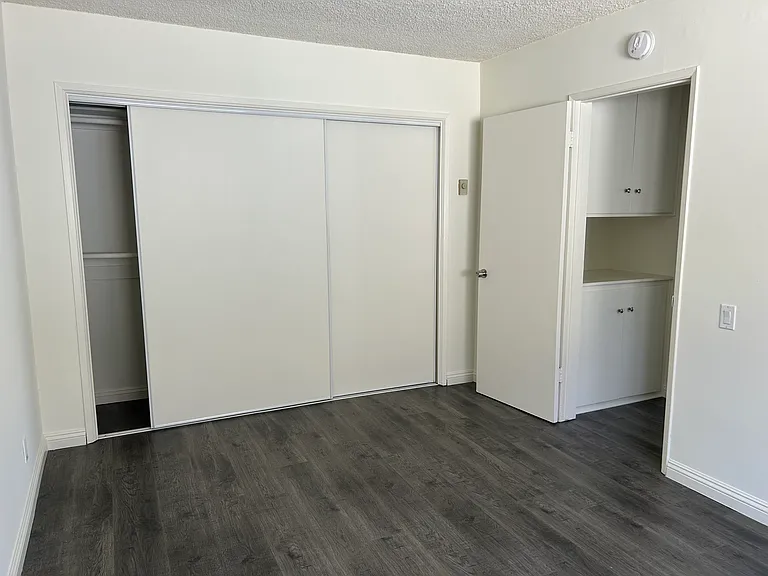 1333 S Bundy Dr #9 — Photo 16