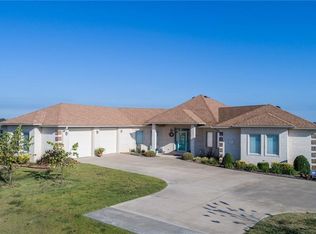 5820 Military Rd, Lavaca, AR 72941