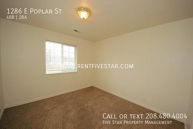 1286 E Poplar St — Photo 7
