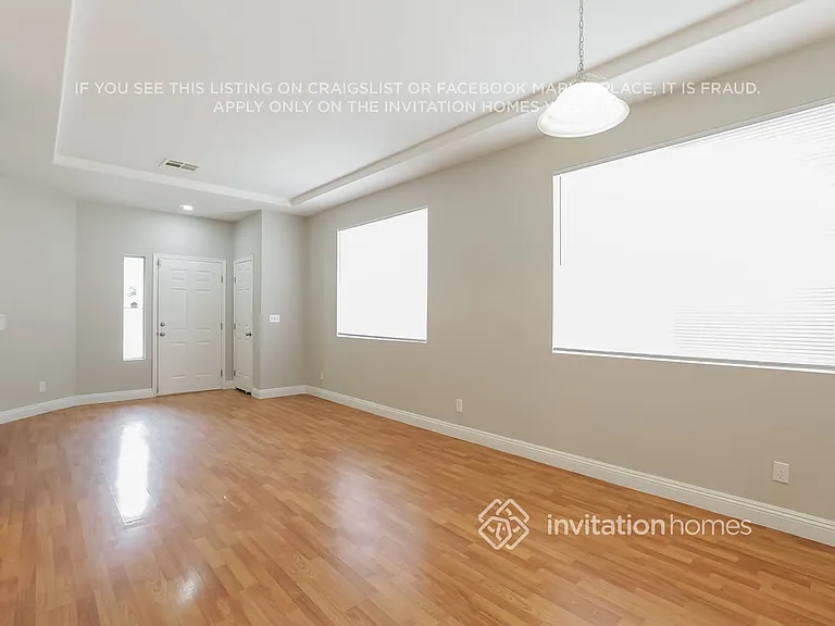 1016 Venetian Hills Ln — Photo 4