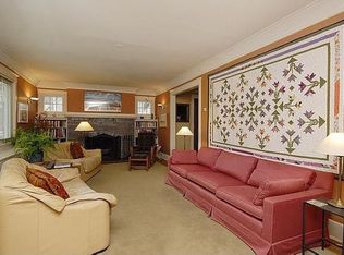 1571 Wesley Ave, Evanston, IL 60201