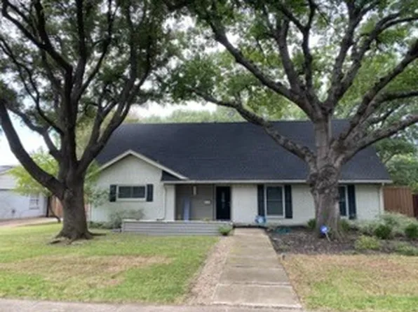 10829 Damon Ln, Dallas, TX 75229