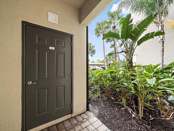5th image of 16814 VARDON TERRACE #106