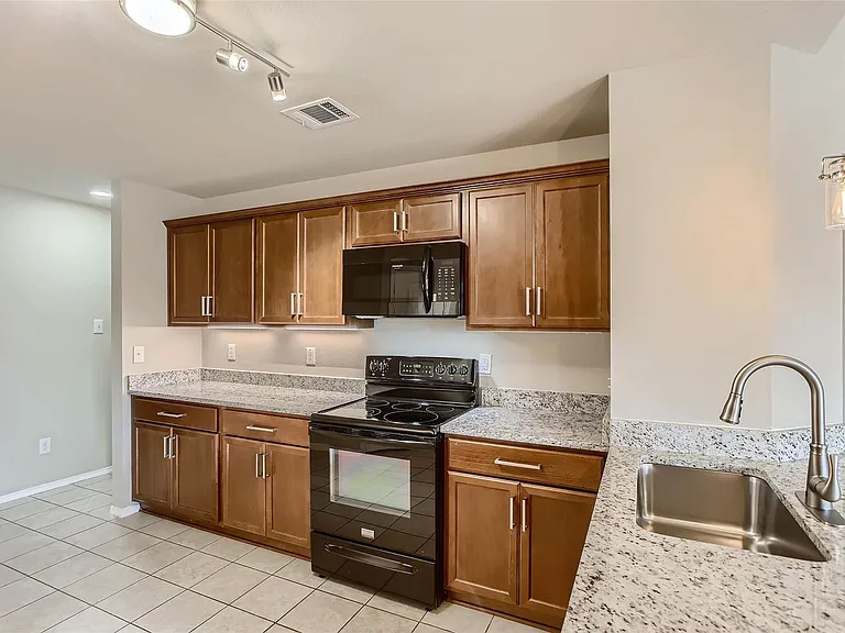 503 Hawthorn Dr — Photo 25