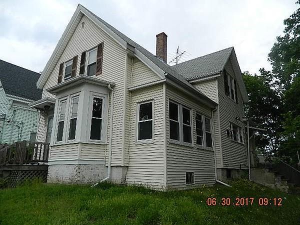2nd image of 231 Forest Ave