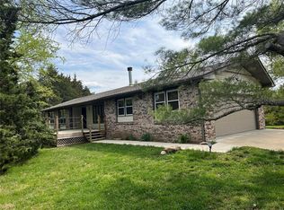 19628 Goldenwood Rd, Lebanon, MO 65536