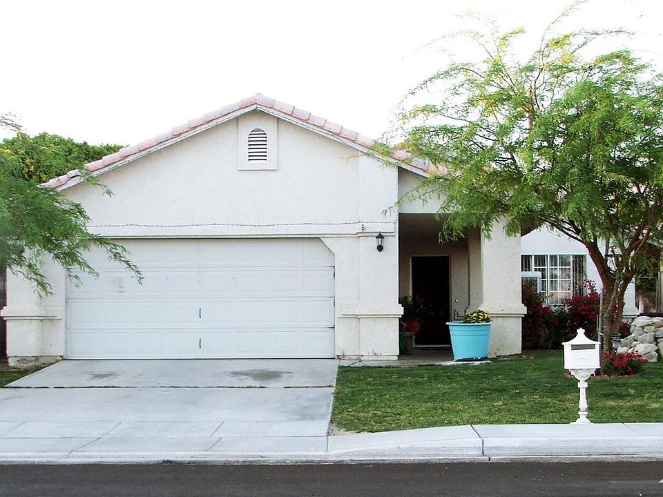 1st image of 66610 Desert View Ave