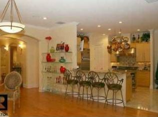120 Cordova Blvd NE, St Petersburg, FL 33704
