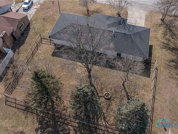 4th image of 502 Eastlawn Dr