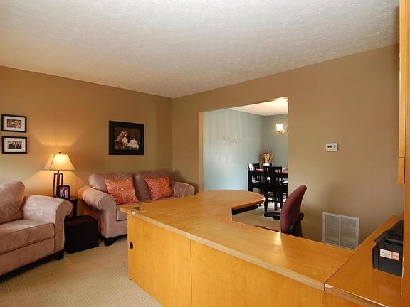 4th image of 2244 Golden Meadows St