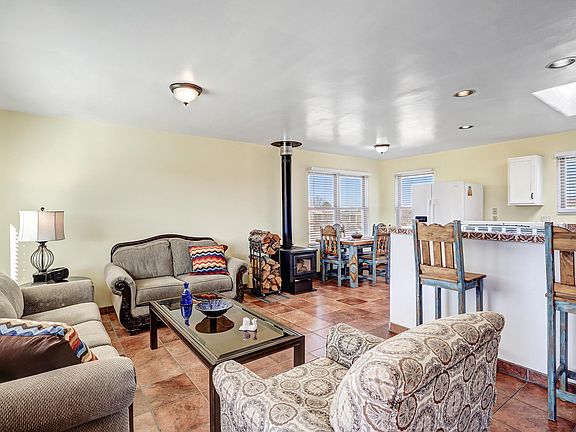 4th image of 99 W Romero Rd