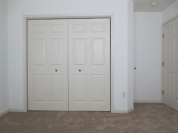 5th image of 1062 Dryden Rd