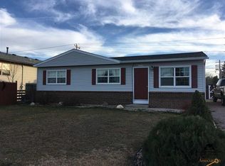 1039 E Saint Francis St, Rapid City, SD 57701