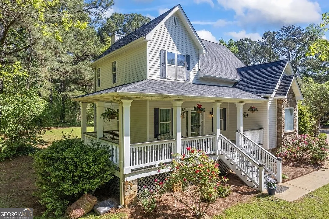 125 Frog Rd photo 1