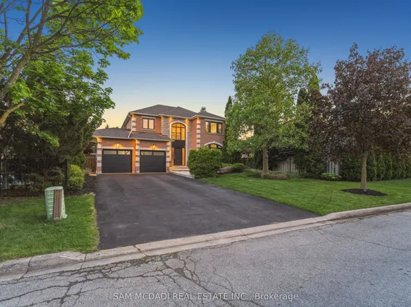 6311 Mulberry Cres, Mississauga, ON L5V 1B7