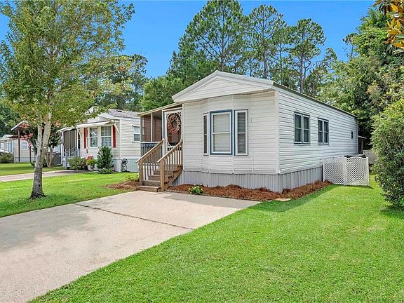 2nd image of 286 Buena Vista Cir