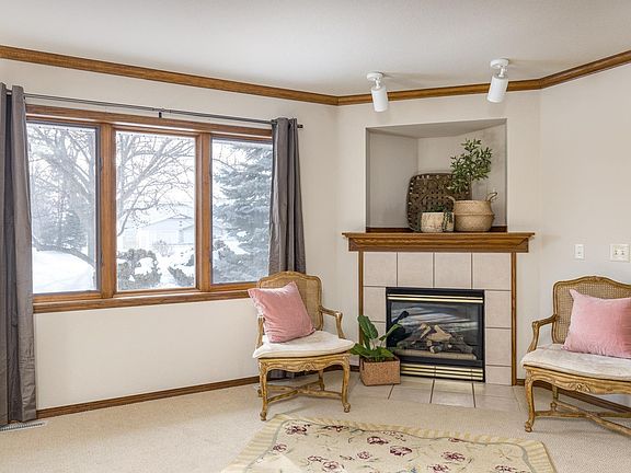 Fireplace to warm your heart!