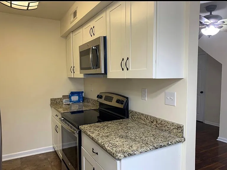 1208 Cypress Ave #A — Photo 5