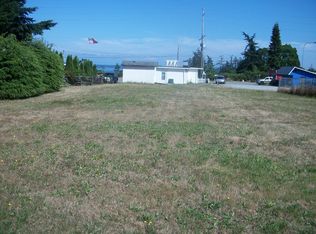 25175 Sr 525, Greenbank, WA 98253