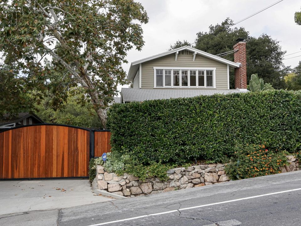 1st image of 3069 Lake Ave