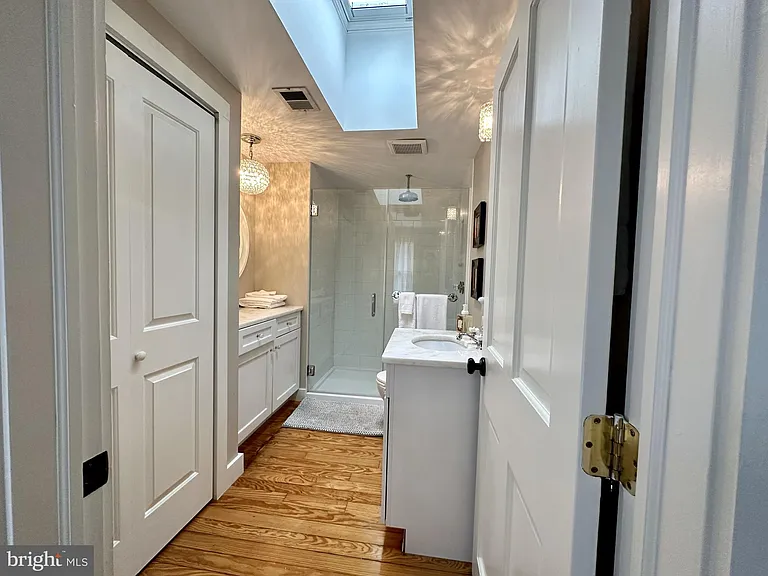 1627 Aliceanna St — Photo 39