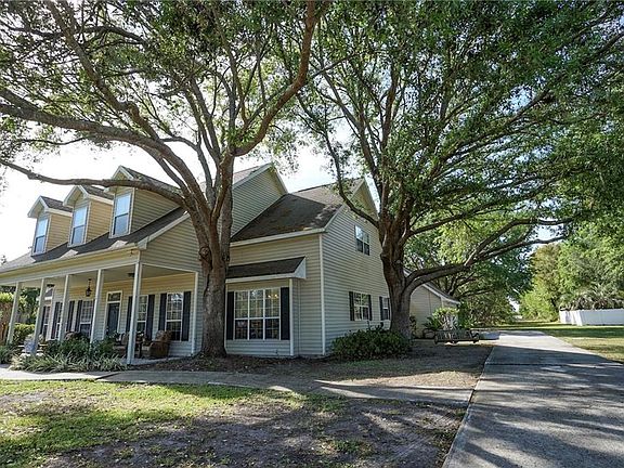 3rd image of 1800 Lago Ct