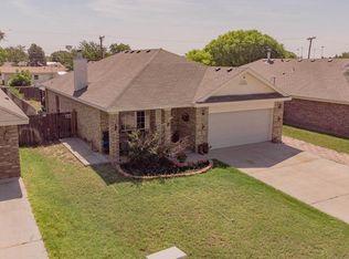 702 NW 8th St, Andrews, TX 79714