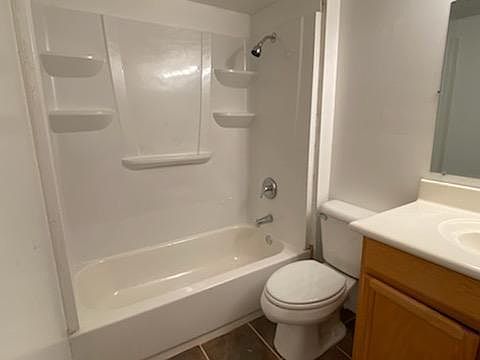 3rd image of 18160 W Banning St