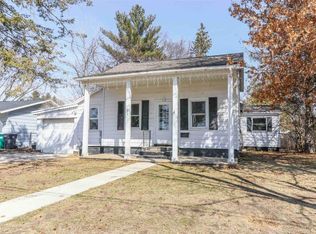 374 Wood Ave, Nekoosa, WI 54457