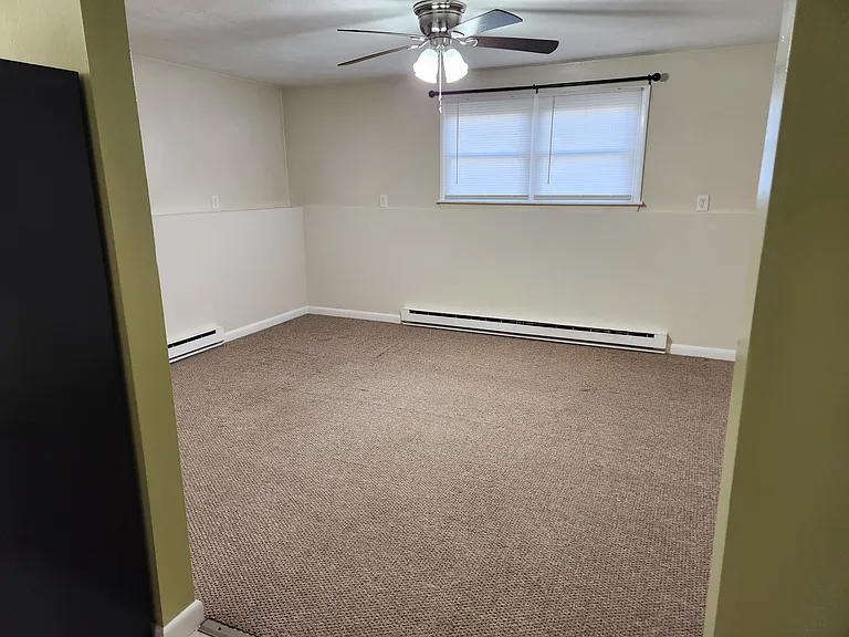 625 Cottage St #625 — Photo 16