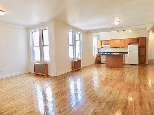 Rented by New York Residence | media 28