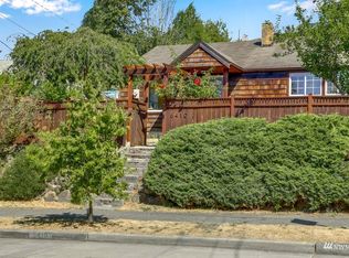 5410 48th Ave SW, Seattle, WA 98136
