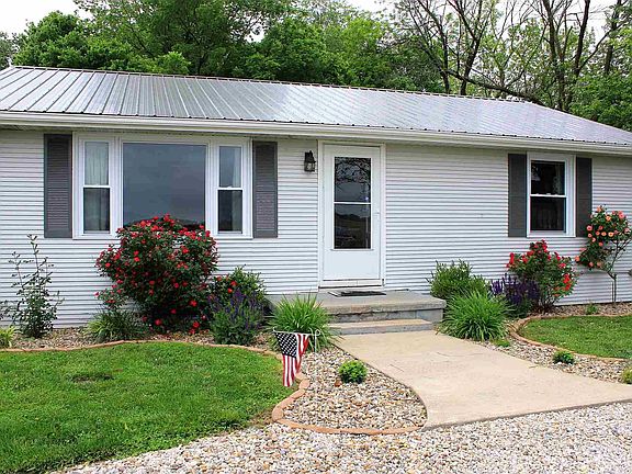 4th image of 3693 N County Road 1000 E