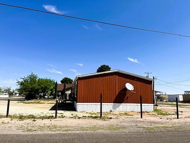 4014 N State St — Photo 26